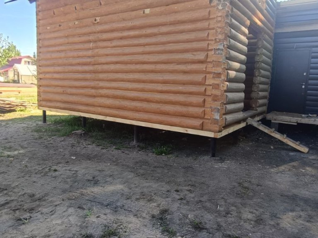 Баня на винтовых сваях